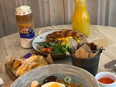 -玲婧胡同·生日蛋糕·餐厅(嘉里城店)