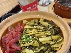 -煲仔皇腊味煲仔饭(经四万达店)