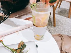 -奈雪的茶(湖滨银泰in77C区PRO店)