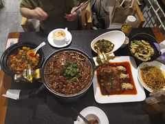 -万重锦·人文川菜馆(骡马市店)