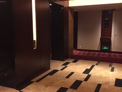 -上海龙之梦万丽酒店