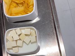 -宴全牛粤来越牛潮汕鲜牛肉火锅(海州万达广场店)