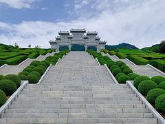 -九鼎铁刹山风景区