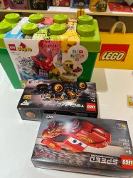 -乐高授权专卖店(朝阳大悦城店)