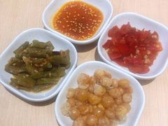 -阿香米线(余姚五彩城店)