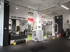-汗水空间私教健身连锁(SM广场店)