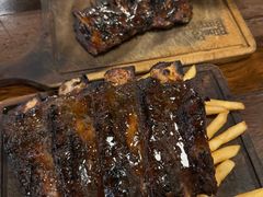 -Ribs & Burgers The Rocks