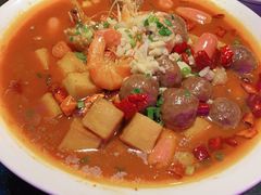 -巴特餐饮6加1音乐餐吧·新疆菜