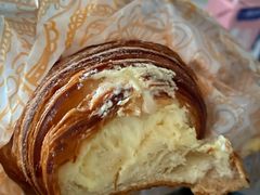 泡芙羊角-OUR Bakery(三里屯太古里店)