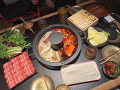 -晓宇重庆火锅(西安荟聚店)