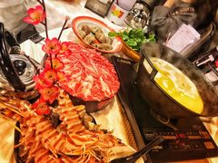 -鲜入围煮花胶鸡海鲜火锅