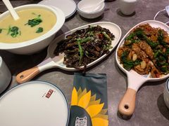 豆角茶树菇-闫府私房菜·百年鲁菜(恒隆店)