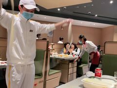 -海底捞火锅(新松江路店)