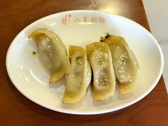 牛肉鍋貼-小姜锅贴(凤凰街店)