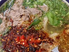 -云阿蛮云南生烫牛肉米线(奉贤路店)