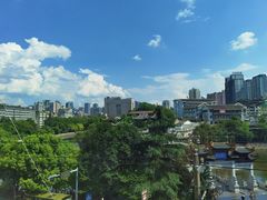 -包整·丝娃娃(一览甲秀楼风景店)