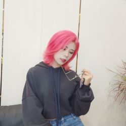 -V HAIR SALON造型