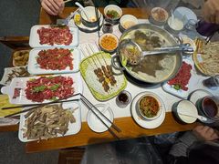 -乡土黄·鲜牛肉火锅·小龙虾(兴业街店)