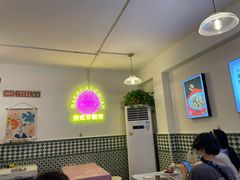 -捌贰虾蟹·江湖菜馆(江汉路店)