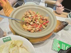 -绿草地·湘菜(酃湖师院店)