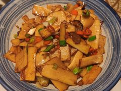 -俏九州·小炒黄牛肉(华润万象汇店)