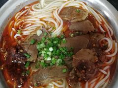 -薛记襄阳香辣牛肉面(平安路店)