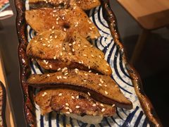 火炙秘制鹅肝寿司-沼津港渔市(宏伊国际广场店)