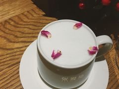 玫瑰奶茶-张爱施法式西餐厅(汉街店)