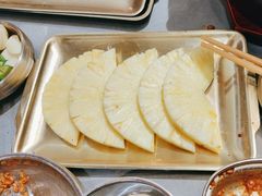 -围炉肉舍丹东海鲜烤肉·烤活鳗(步行街店)