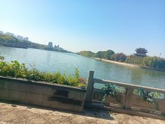-聚汇三少·龙虾·中餐厅(莫邪路新天地店)