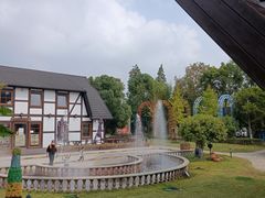 -金山农民画村-枫泾波兰倒置屋