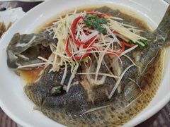 -鑫渔港海鲜本地菜·山海关浑锅(东戴河店)