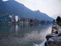 -百里峡七彩艺术小镇