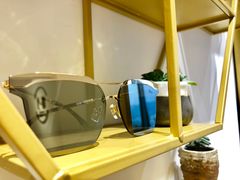 -肆兮眼镜·蔡司·徕卡战略合作店(大坪店)