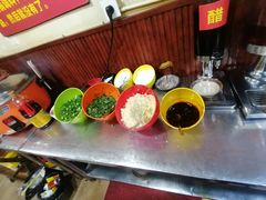 -正南齊北重庆老火锅(光华村直营店)