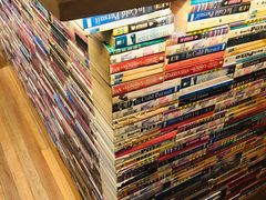 -猫的天空之城概念书店(杭州南宋御街店)