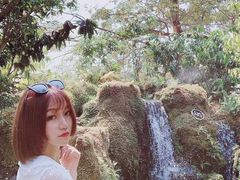 -Chom Cafe and Restaurant