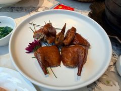 脆皮乳鸽-潮州府·潮菜·砂锅粥(徐家汇店)