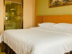 -维也纳酒店(桂林万福广场店)