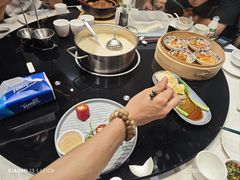 -煲王粤菜餐厅(中侨中心店)