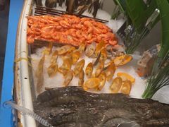 -领鲜活海鲜榴莲自助火锅(东门店)