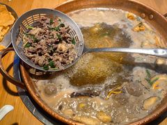 -洱火云南酸菜牛肉火锅(石景山当代商城店)