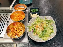 -臻牛烤肉