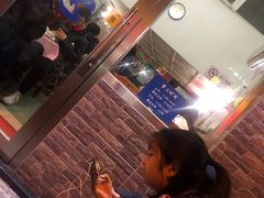 等位区-蘭心餐厅(进贤路店)