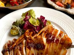 -Mogul Eatery·大亨餐酒馆