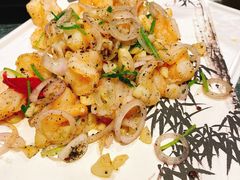 -姜君·千岛湖鱼头馆(浦东大道店)