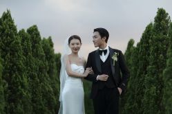 -喜爱高定婚纱摄影