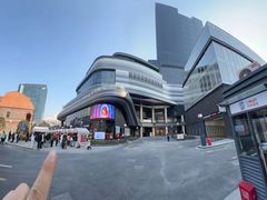 -人民广场-地下停车场