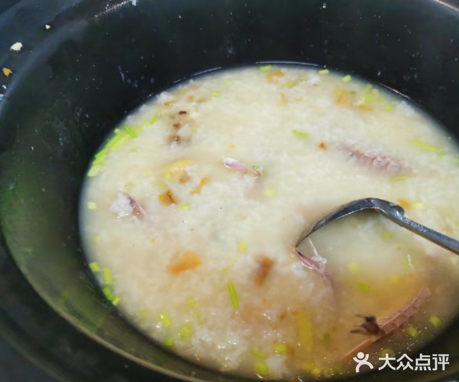海鲜大餐回味无穷[强][强][强]
