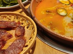 -洱火云南酸菜牛肉火锅(石景山当代商城店)